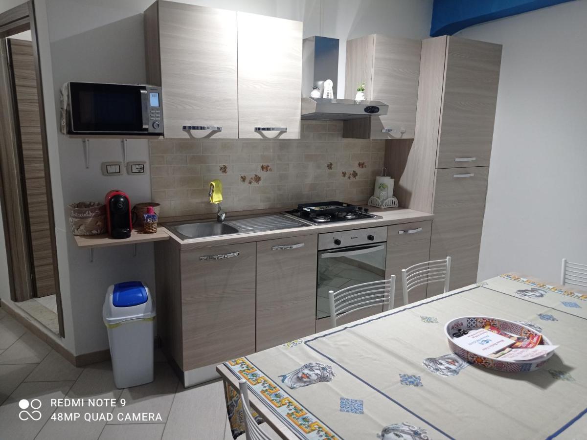 Ferienwohnung House Roches Noire Giardini-Naxos Exterior foto